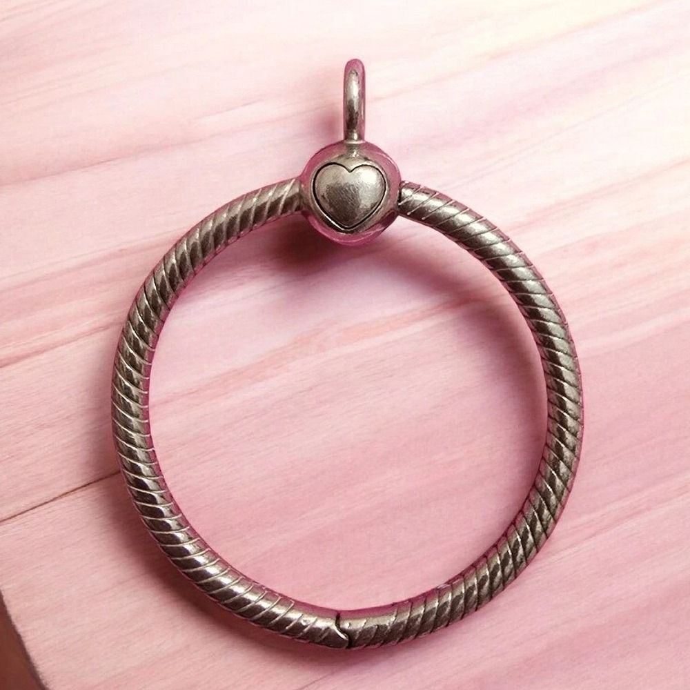 Pandora Moments Small O Pendant Sterling Silver 925 Heart Clasp 398296